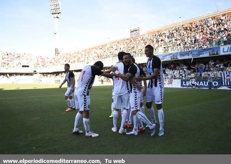 La afición del CD Castellón llena Castalia