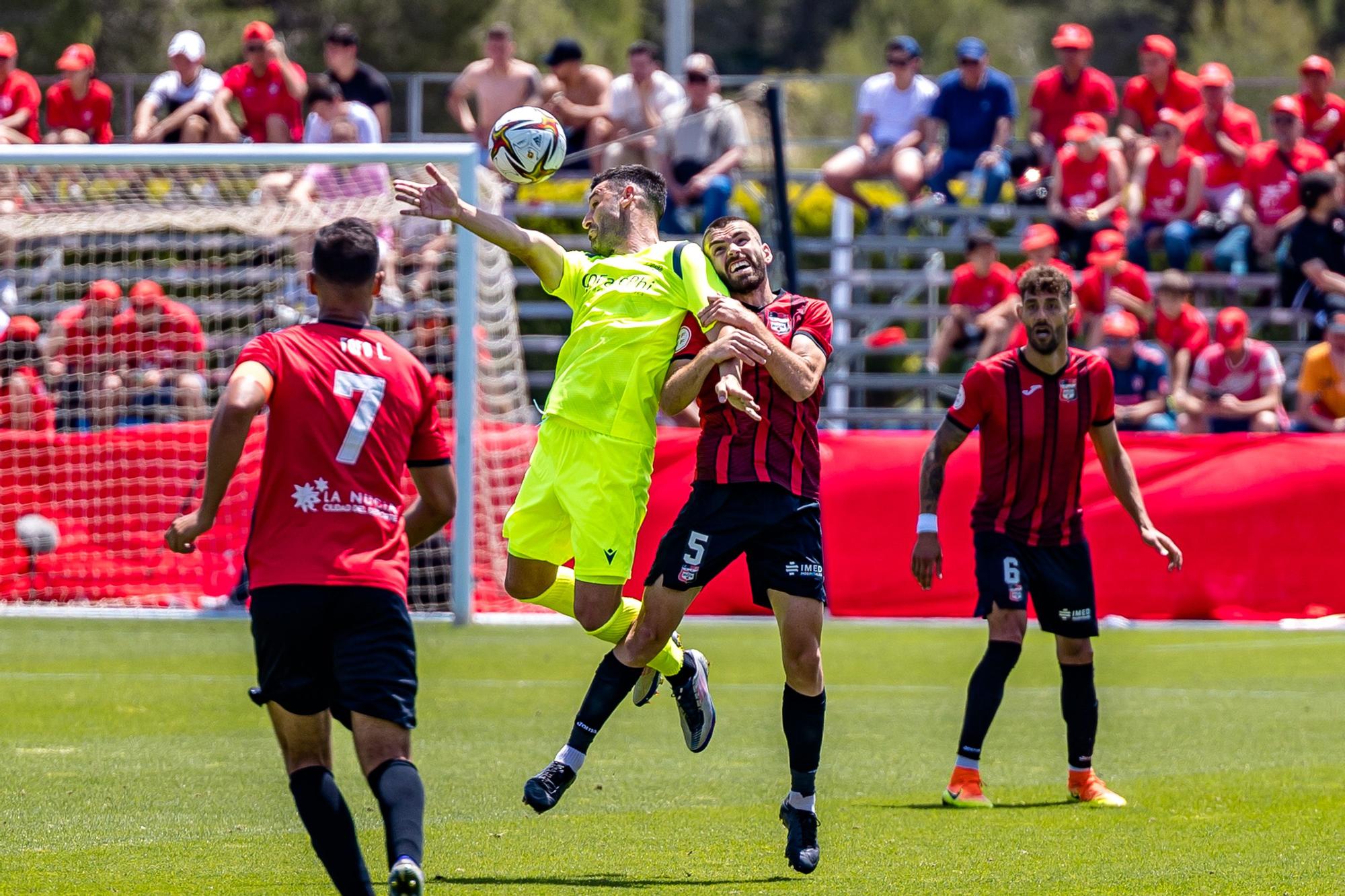 Un empate valía al Intercity en La Nucía para lograr el ascenso directo a Primera RFEF como campeón del grupo 5 de Segunda RFEF. Y un punto lograron los hombres dirigidos por Gustavo Siviero, en un ejercicio de resistencia y orden defensivo