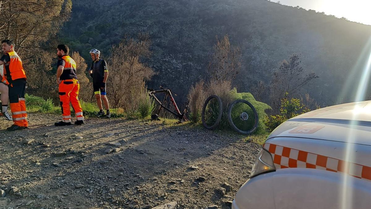 Así quedó la bicicleta, tras rodar montaña abajo.