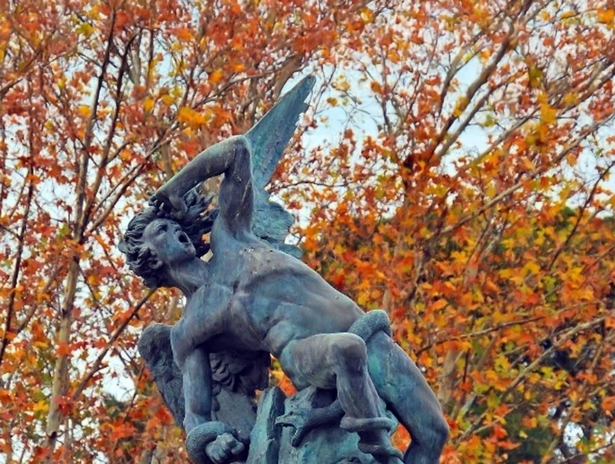 Fonte do Anxo Caído (Madrid).