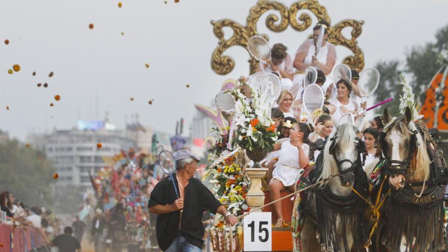 Un momento de la Batalla de Flores 2016.