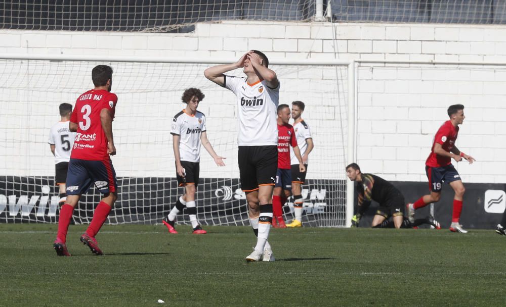 El Valencia Mestalla acaricia la remontada