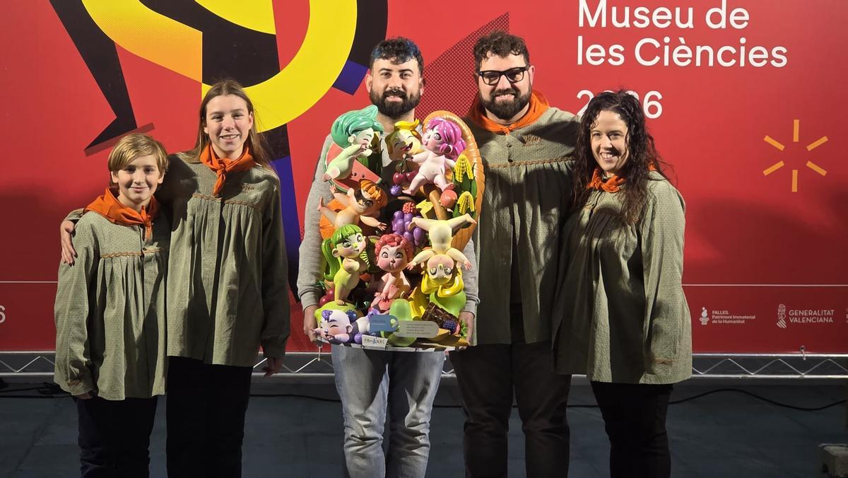 Blas Gámez presenta con Francisco Tarazona su debut en la Sección Especial Infantil.  Todo un logro en apenas cinco años de vida.