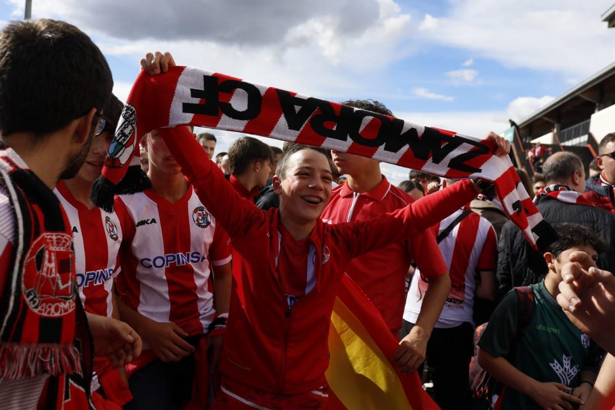 GALERÍA | Así recibió la Fan Zone al Zamora CF antes del partido
