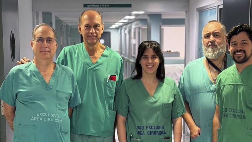 Cirujanos de la unidad de endocrino-cervical. |  Sergas