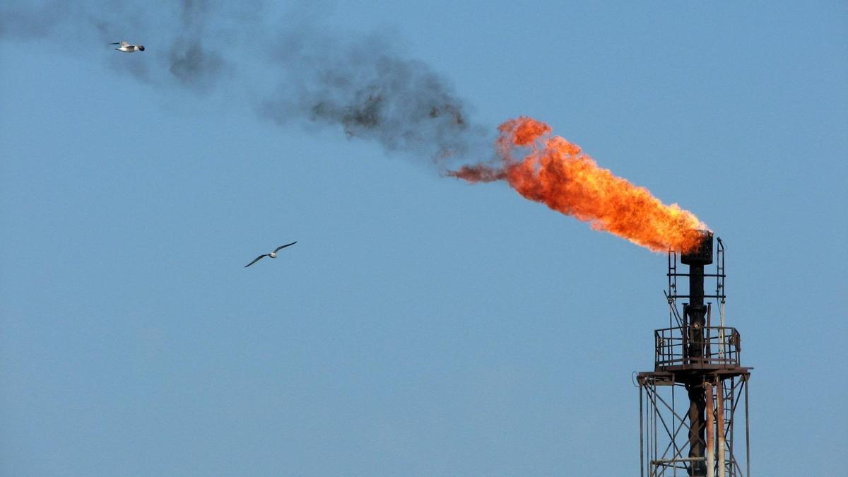 Una plataforma petrolífera al Mar Negro