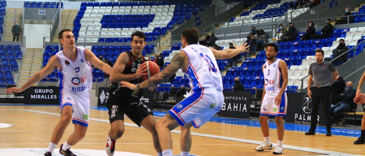 Jacobo Díaz, en el Palmer Palma-Alicante de esta temporada en Son Moix