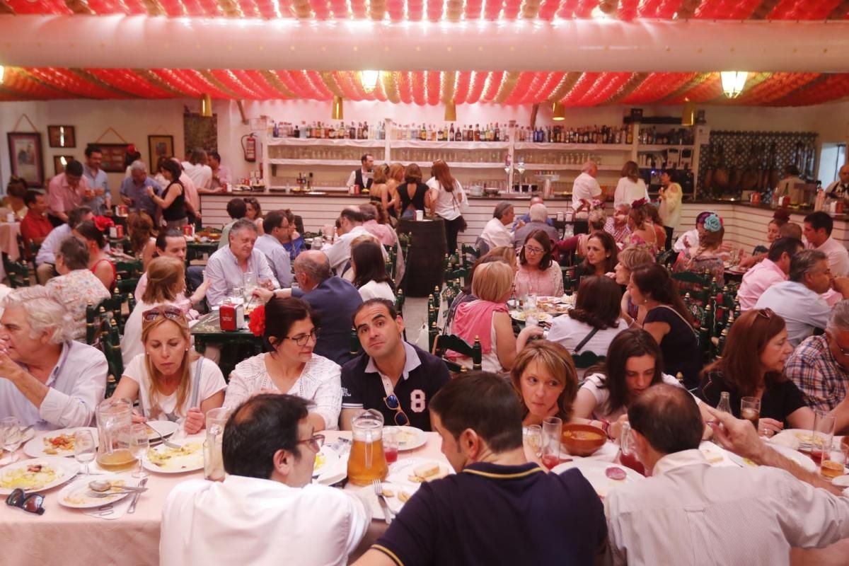 Fotogalería / Las casetas premiadas en la Feria de Córdoba 2017