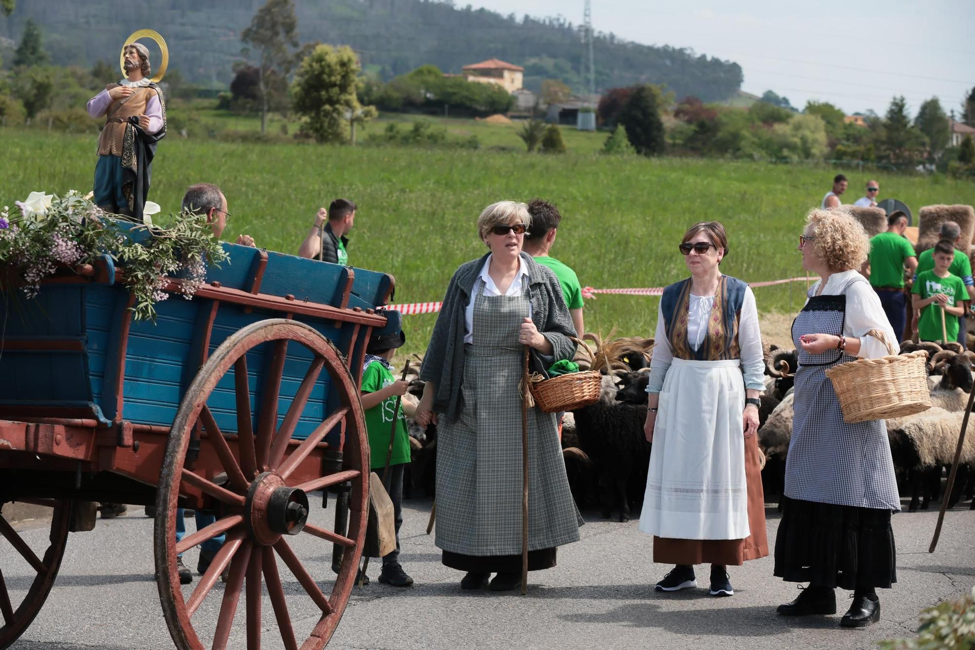 Marea verde en Llanera: el campo tomó la calle con el espectacular desfile de carros y animales