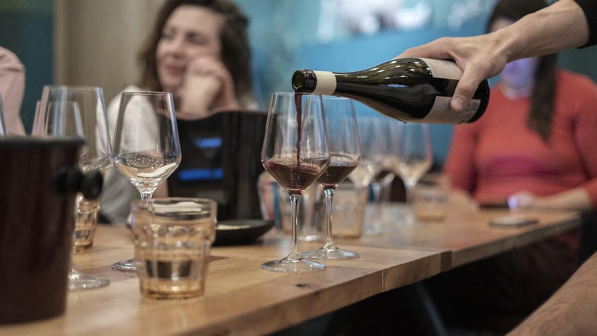 Nos vemos en los bares (de vinos): estos son los mejores wine bars’ de Madrid