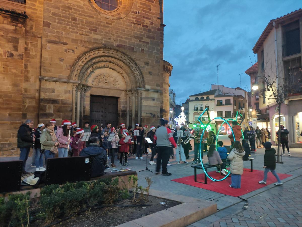 La Banda de Música Maestro Lupi en Santa María.