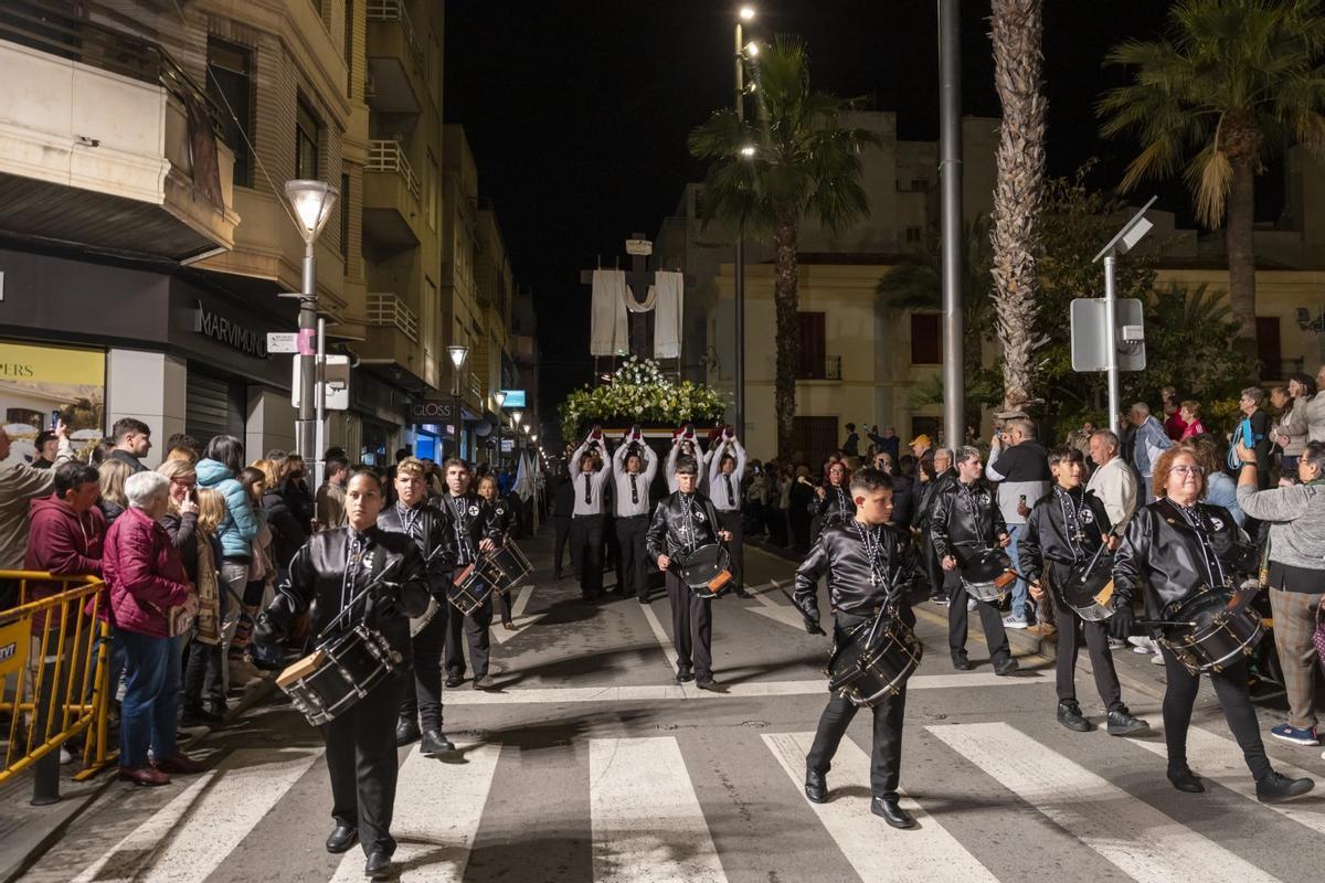 Aquí las mejores imágenes del Lunes Santo en Torrevieja Aquí las mejores imágenes del Lunes Santo en Torrevieja