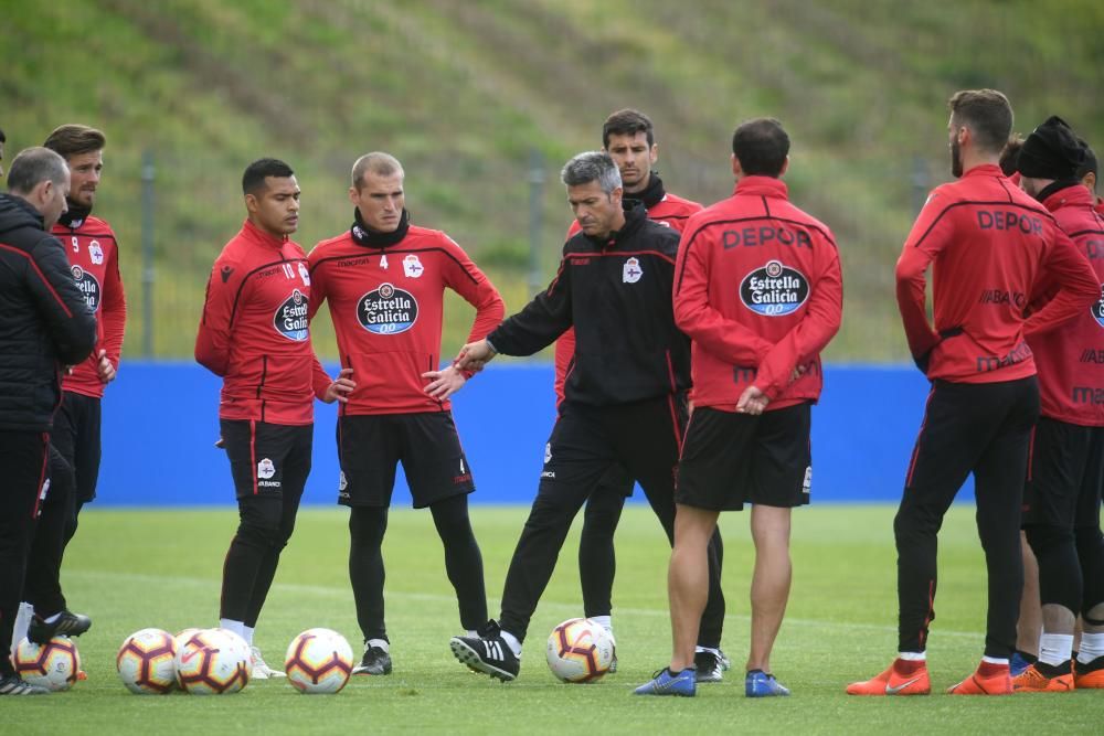 El nuevo técnico blanquiazul se pone al frente del equipo. El segundo entrenador Fabián Rivero y el preparador físico Moisés del Hoyo se unen junto a Martí al cuerpo técnico del primer equipo.