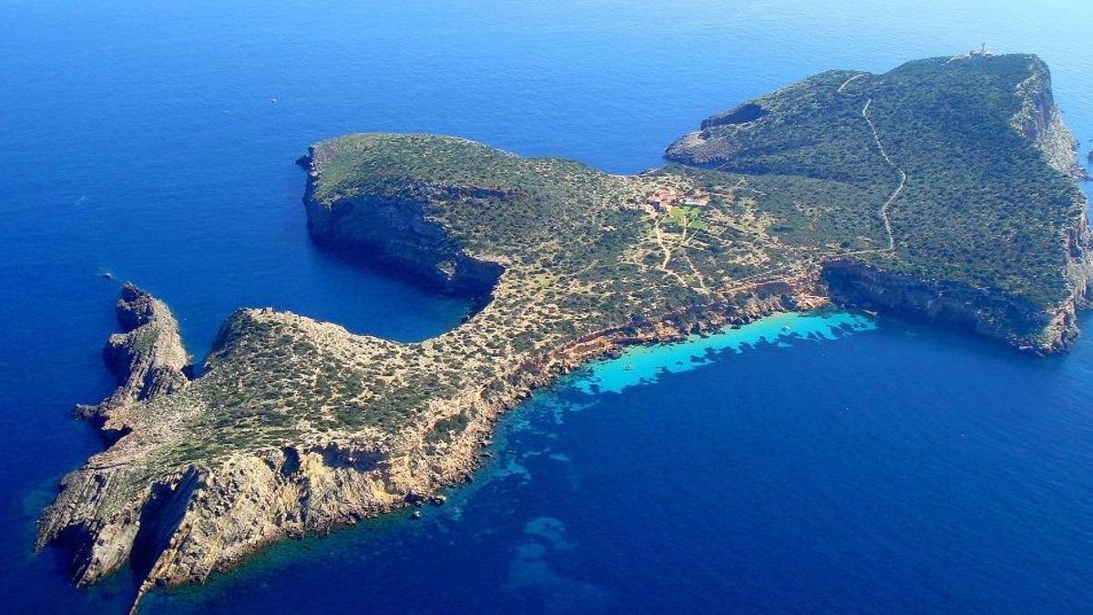 Der Inbegriff einer privaten Trauminsel vor Ibiza: Tagomago.