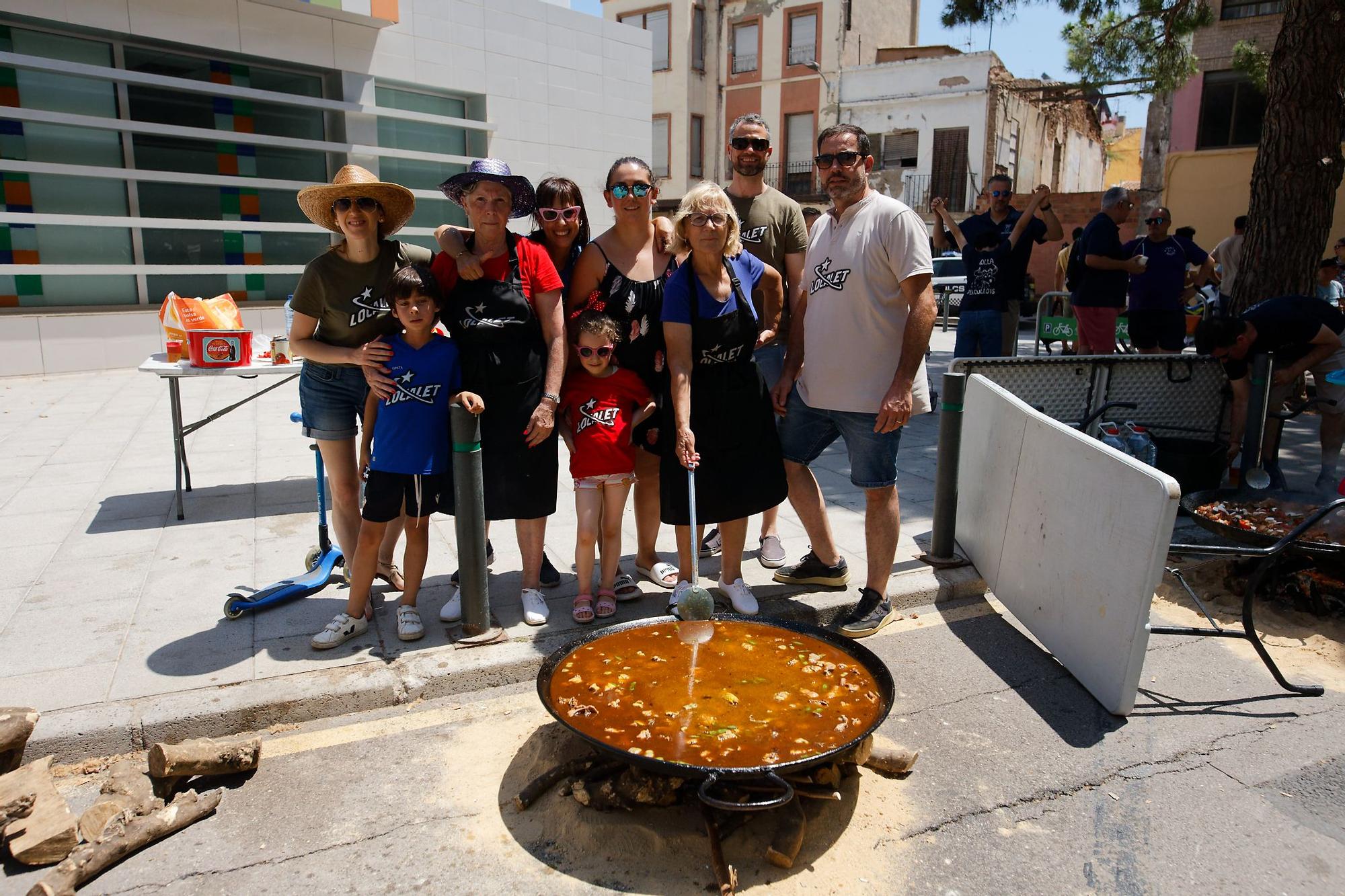 Galería de imágenes: Concurso de paellas en las fiestas de Sant Pere del Grau