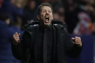 Simeone controla la euforia y elogia a Julián: "La eliminatoria no está sentenciada. Gracias a Dios, el gol lo limpiará"