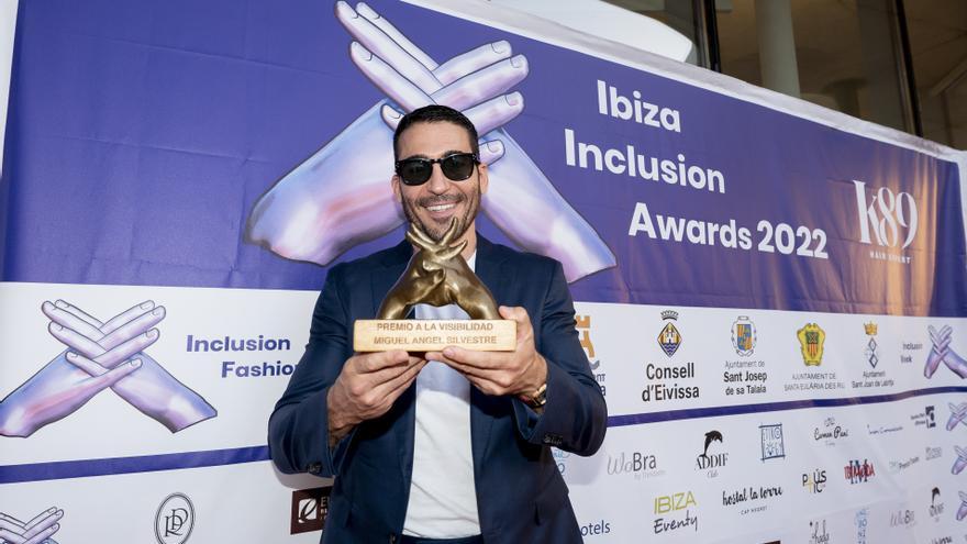 Desfile de famosos en la gala de los Ibiza Inclusion Awards 2022