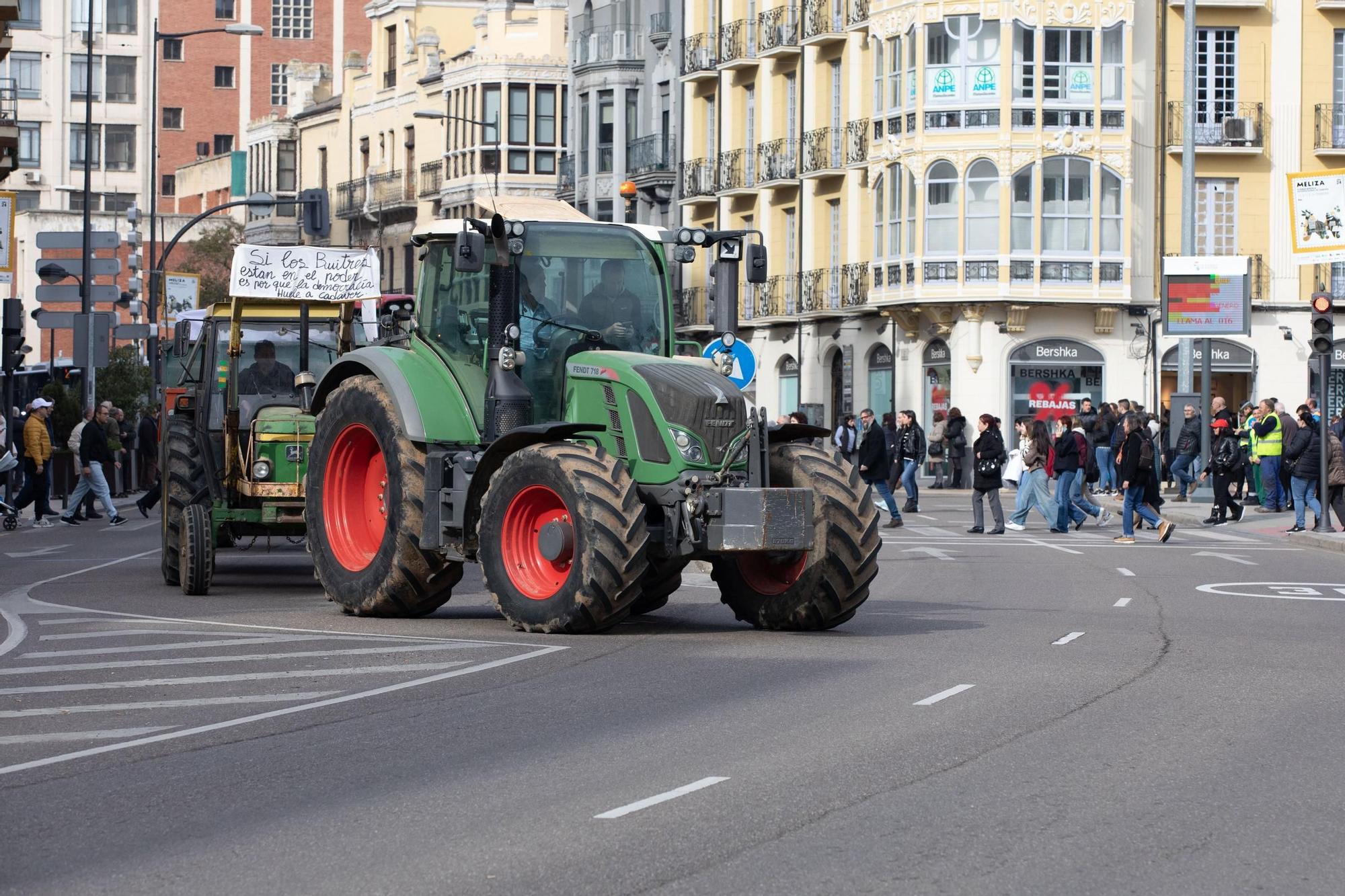 GALERÍA | Tractorada en Zamora: las mejores imágenes de un martes histórico para el campo de la provincia