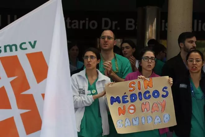 Huelga de médicos en el Hospital General de Alicante