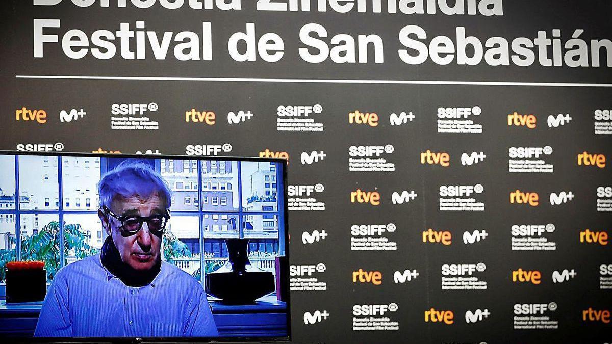Woody Allen presentó ayer su película en San Sebastián por videoconferencia.