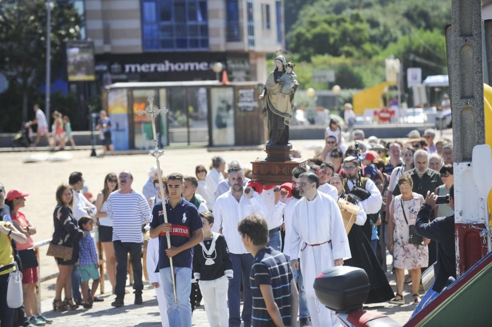 Procesión marítima en las fiestas de Mera