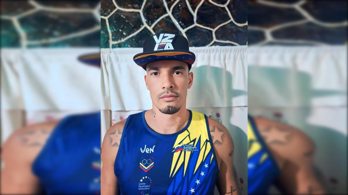 El pívot Nelson Solorzano en su casa de Caracas, en Venezuela, este sábado.