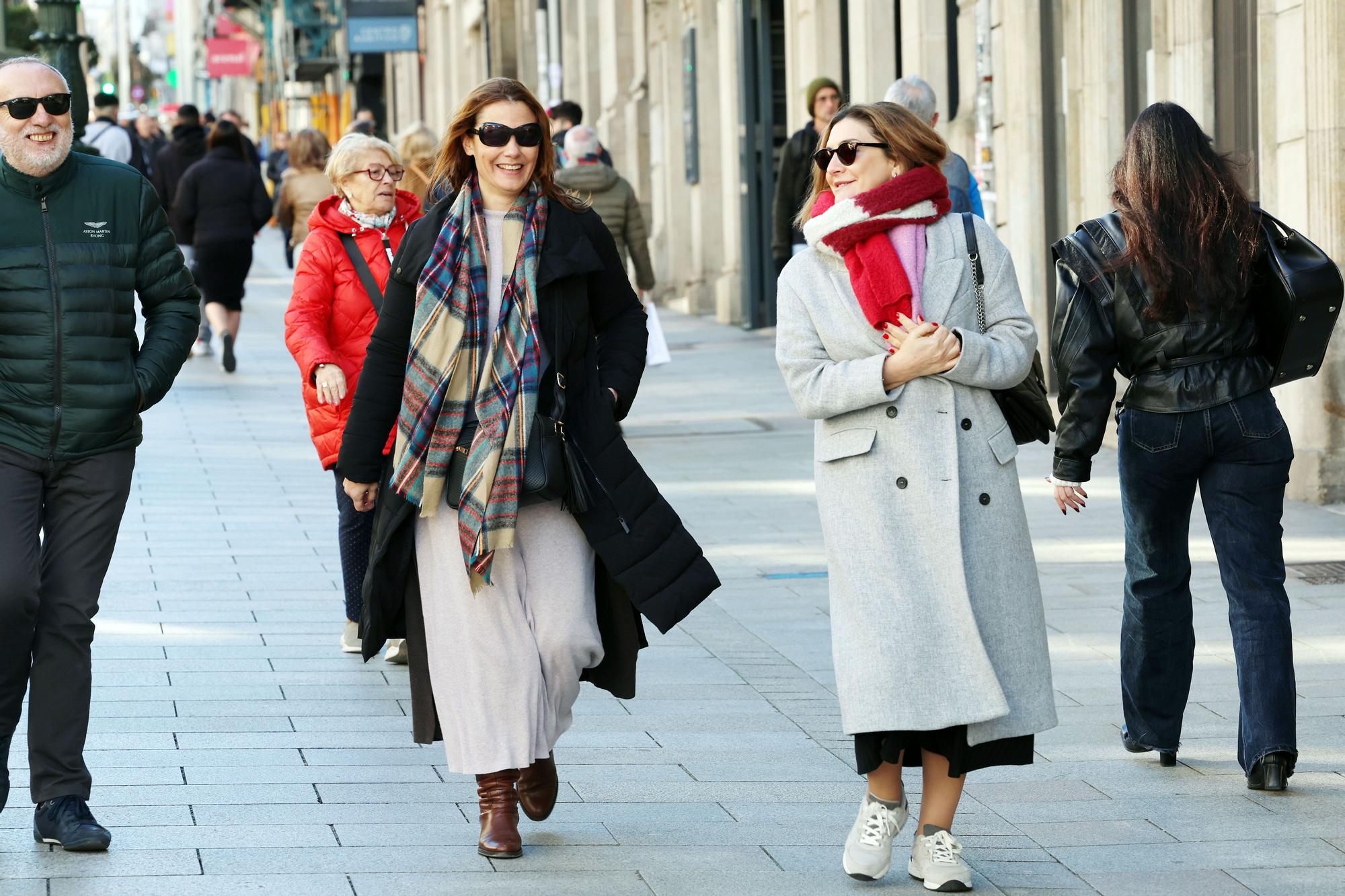 Gafas de sol maridan con gorros y bufandas