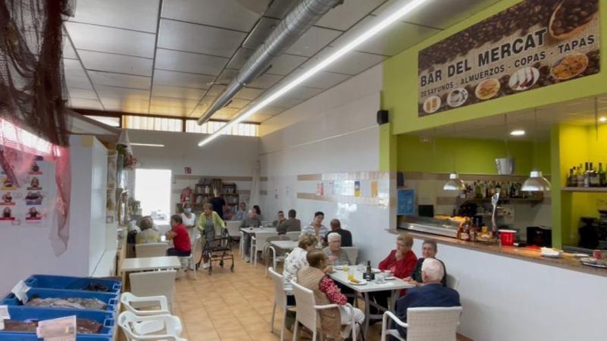 El interior del Mercat Municipal de Benitatxell. | LEVANTE-EMV