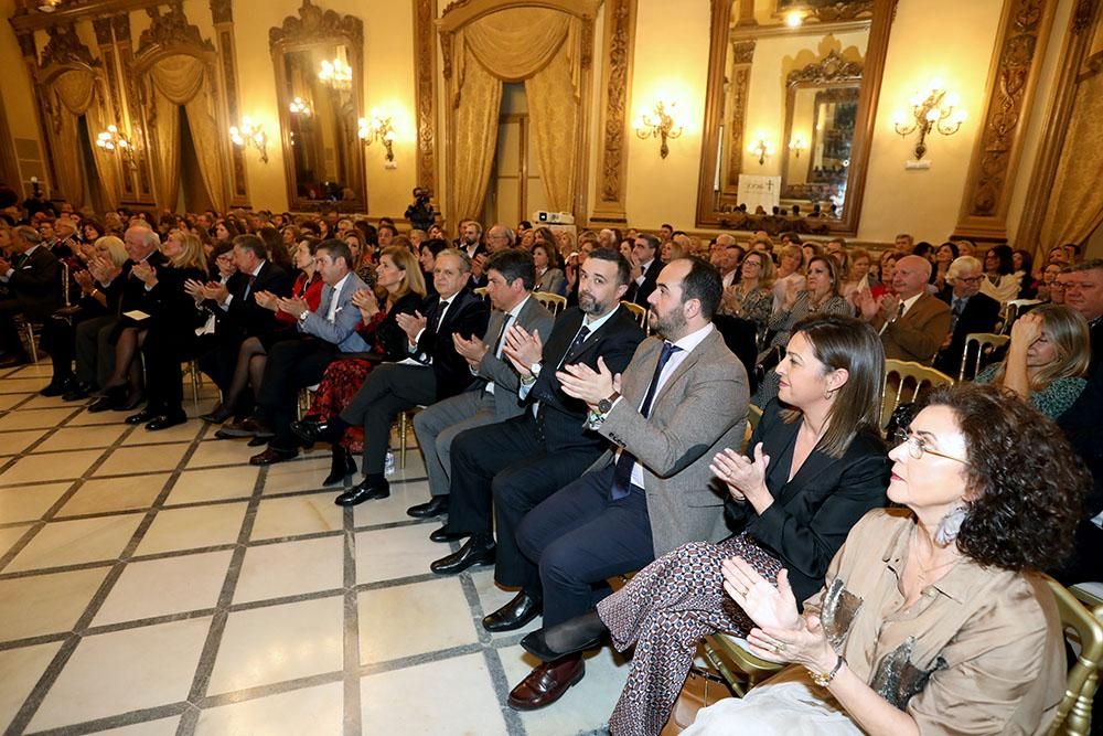 Córdoba homenajea a María Luisa Cobos