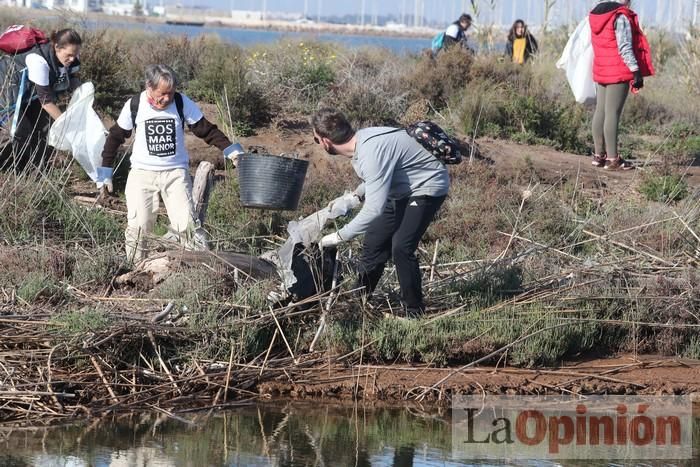 SOS Mar Menor retira dos toneladas de basura