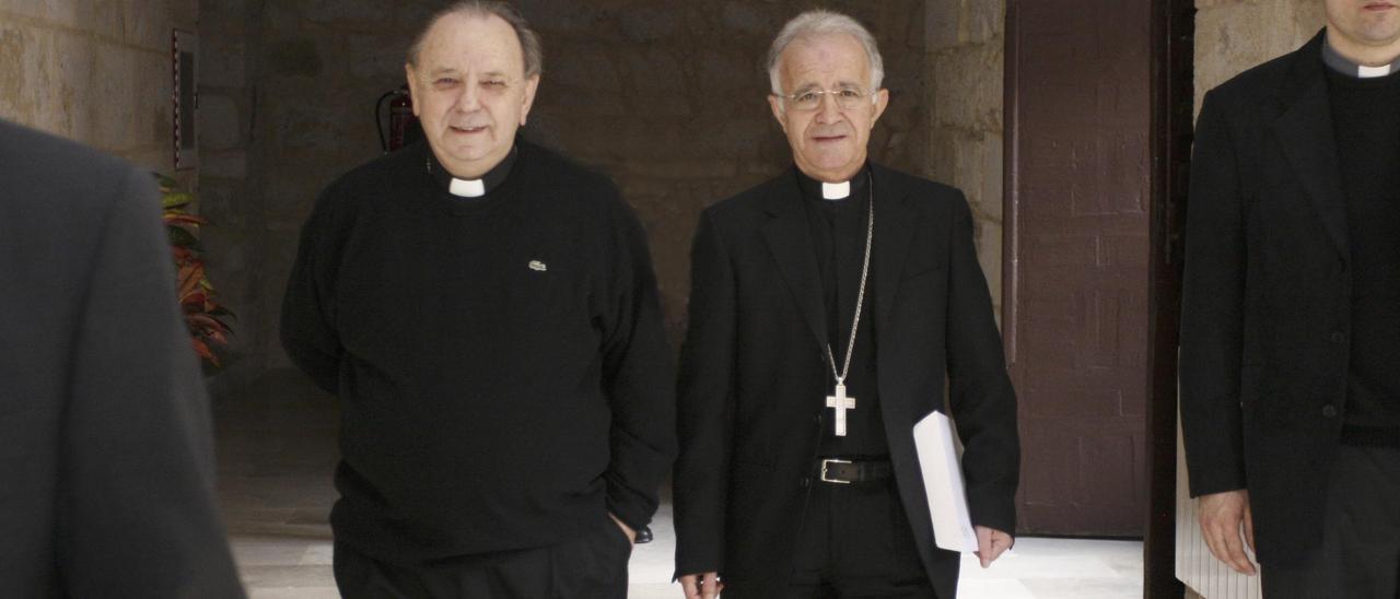 JORNADAS DIOCESANAS DE EDUCACION , JUAN MARIA URIARTE Y GREGORIO MARTINEZ