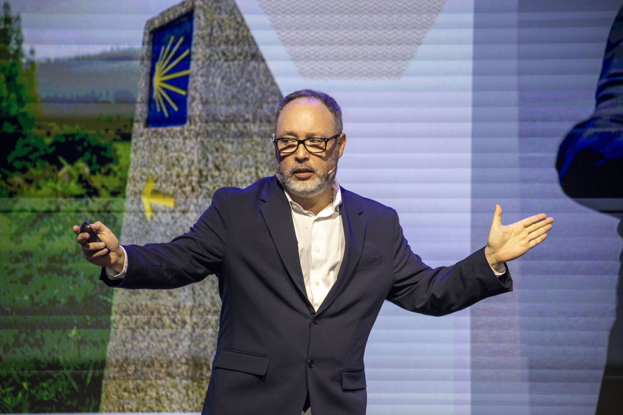 Joan Cañete, director de estrategia de proyectos editoriales de Prensa Ibérica, presenta el "Estudio Tendencias" de Prensa Ibérica.