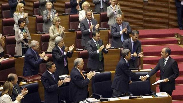 Camps asegura que llegará a 2011 y avisa a Rajoy de que le necesita para ganar España