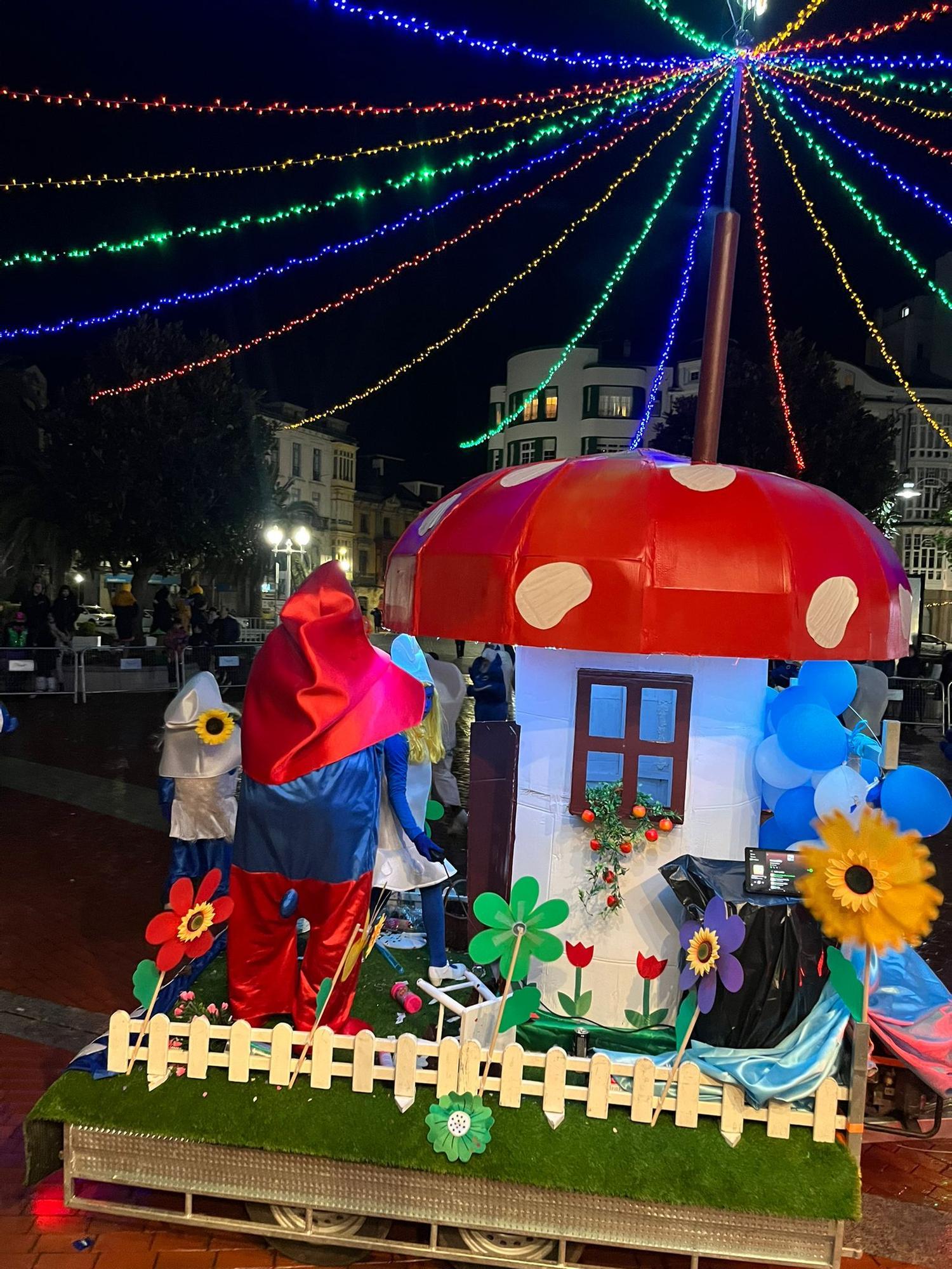 En imágenes: Así fue el multitudinario desfile de Carnaval en Luarca