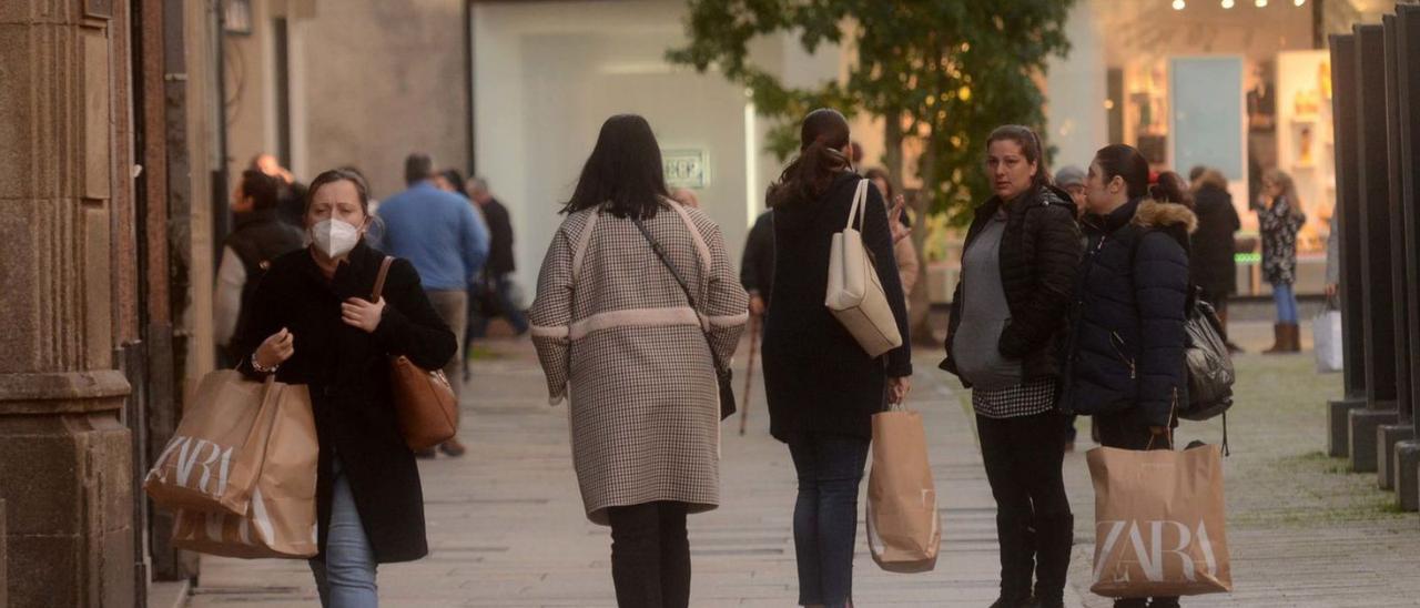 La afluencia a algunas tiendas aumentó con el paso del día. |  // N. PARGA