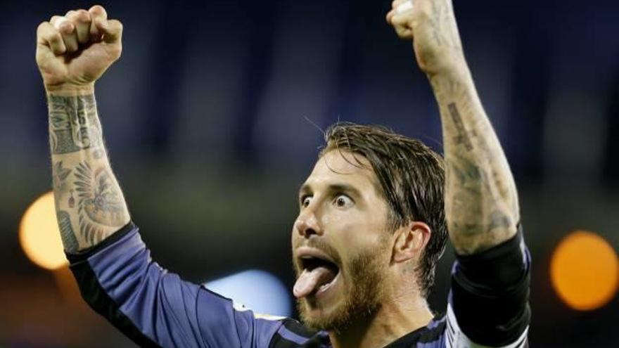 Sergio Ramos, celebrant el tercer gol del Madrid ahir a Balaídos.