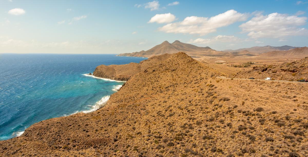 ta de la costa en el Parque Natural de Cabo de Gata, España, desde el mirador llamado "El mirador de la Amatista"