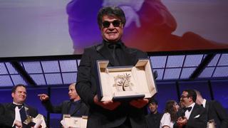 Oliver Laxe sigue agrandándose en Cannes, que concede la Palma de Oro a Jafar Panahi