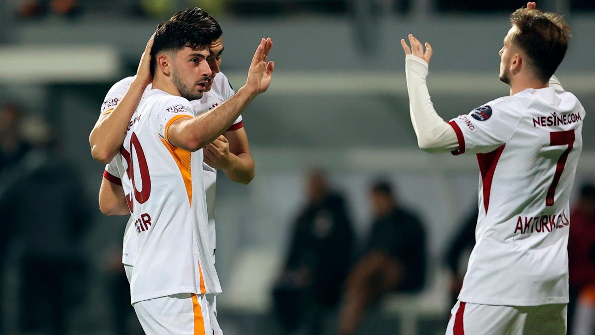 El doblete de Yusuf Demir con el Galatasaray