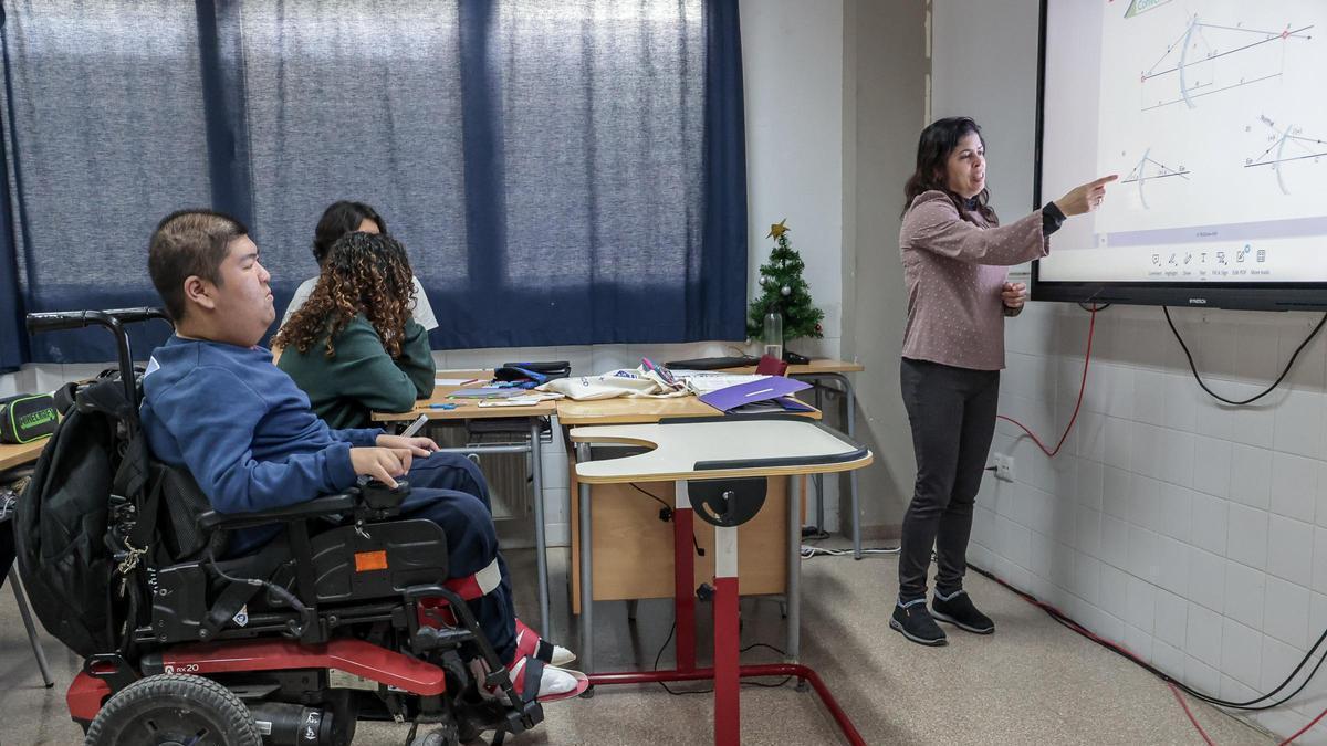 Trabajo con niños con necesidades especiales en el IES Figueras Pacheco