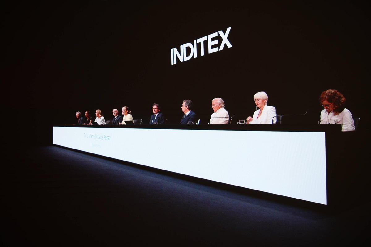 El consejo de administración de Inditex, el pasado julio durante la junta general de accionistas