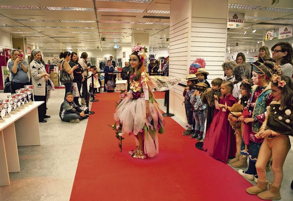 Certamen de Carnaval de El Corte Inglés y Diario de Mallorca