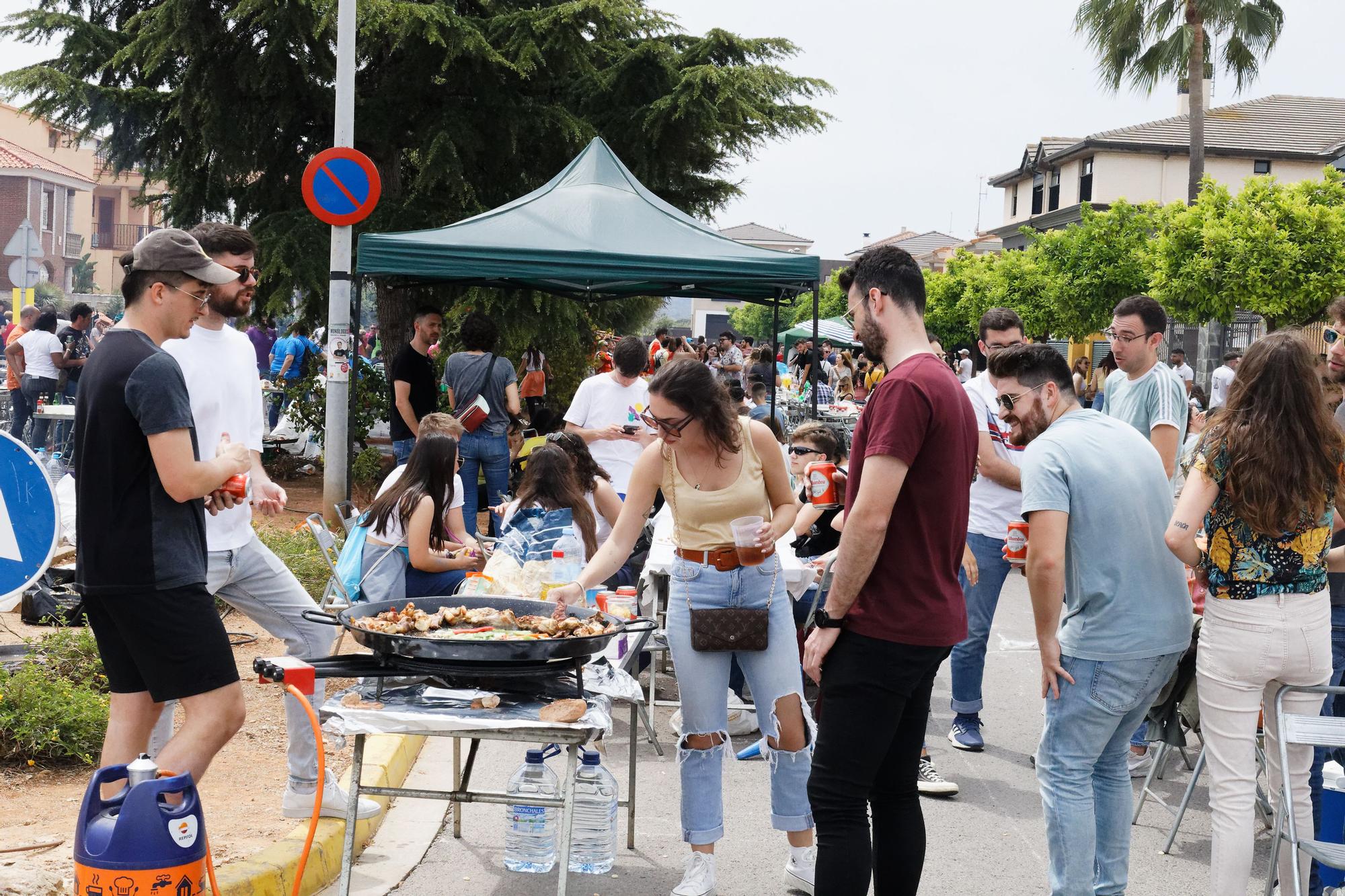 ¡Búscate en la macrogalería! Castellón vive un puente de fiestas en los municipios