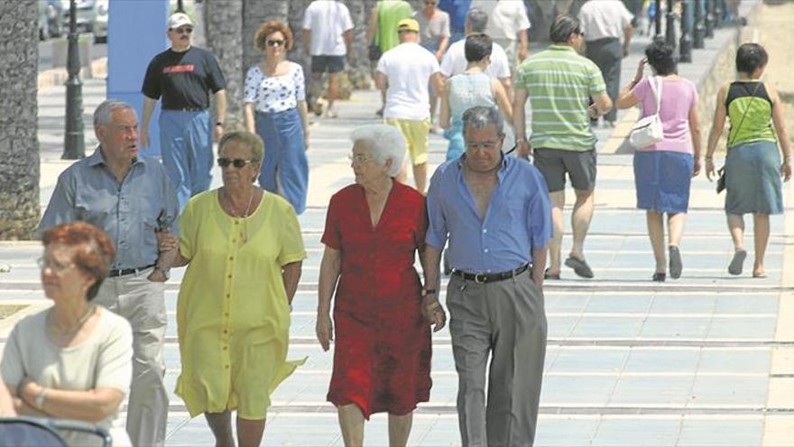 La tercera edad española prefiere destinos turísticos nacionales