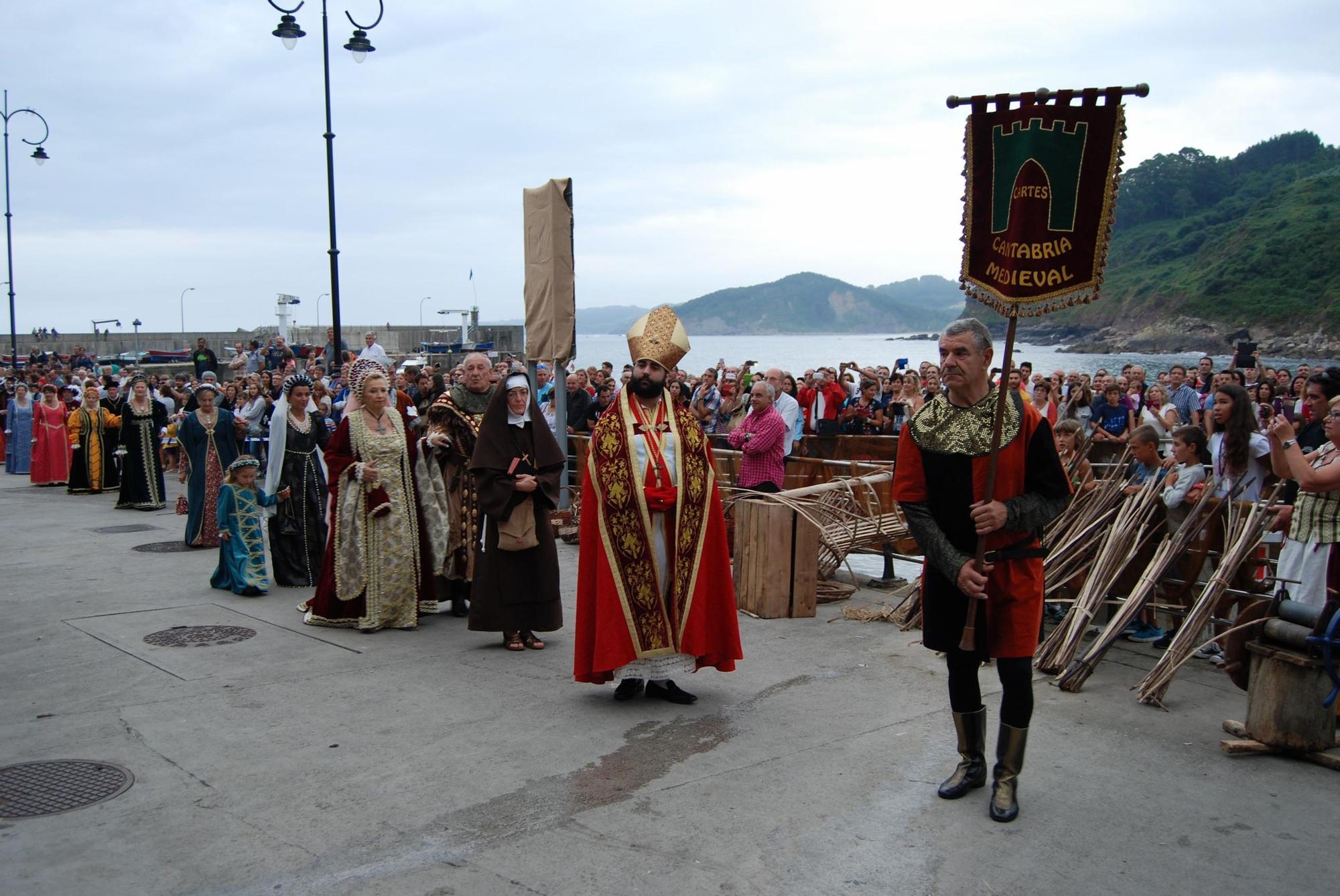 El desembarco de Carlos V en Tazones, así es la gran recreación histórica de Villaviciosa