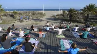 De taichí a talleres: Castelló ofrecerá actividades gratuitas en las playas durante el verano