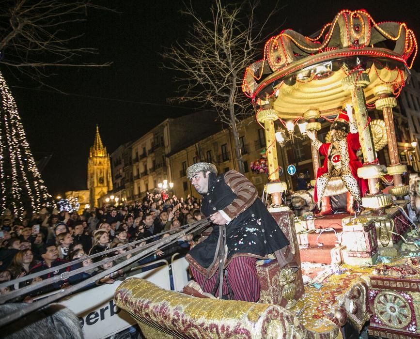 Cabalgata de los Reyes Magos en Oviedo