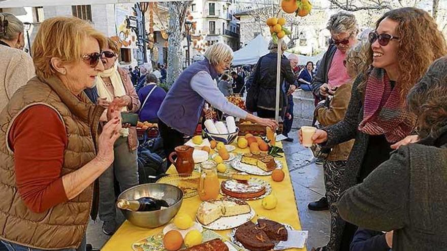 La naranja se pone de feria en Sóller