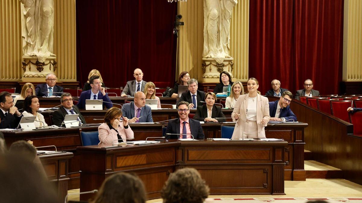 Marga Prohens, en el Parlament en una imagen de archivo.