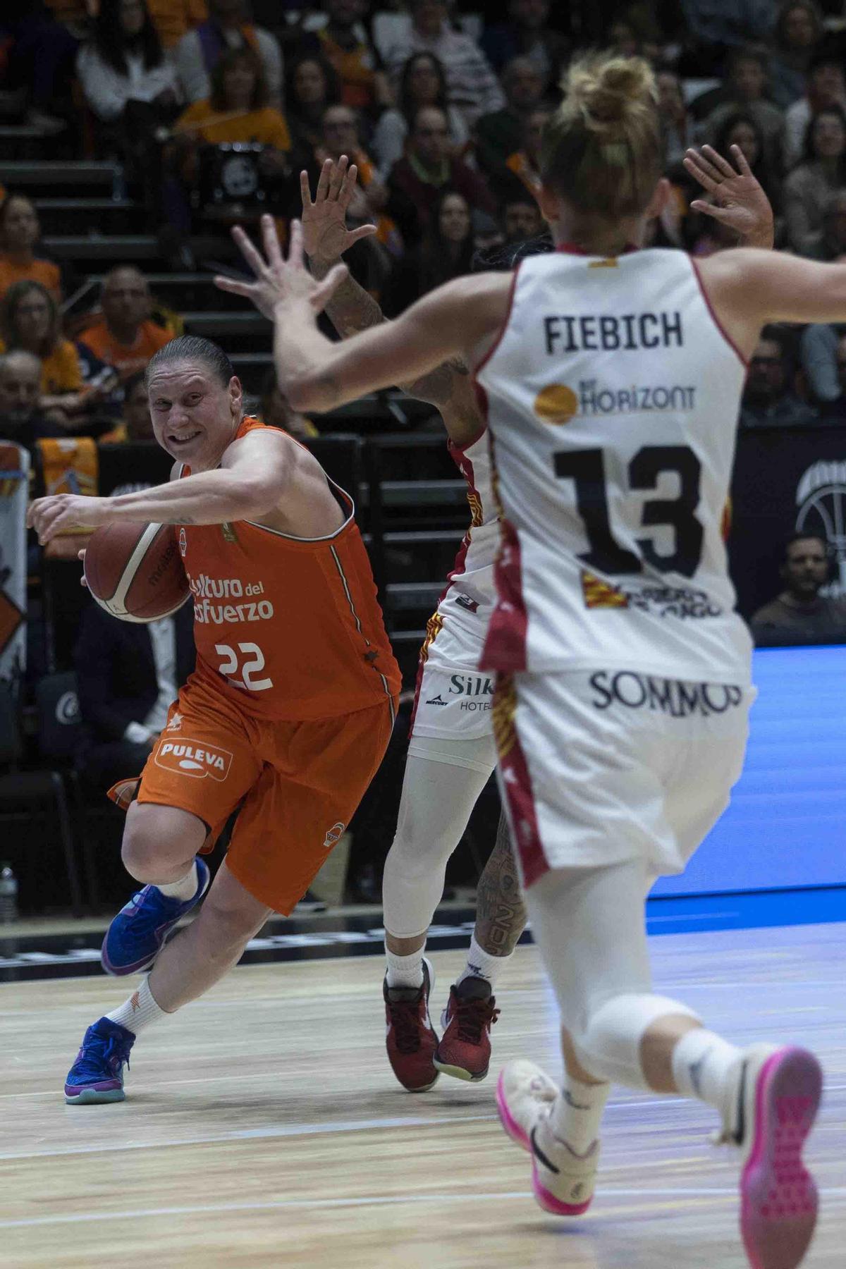 Partido Valencia Basket- Casademont Zaragoza